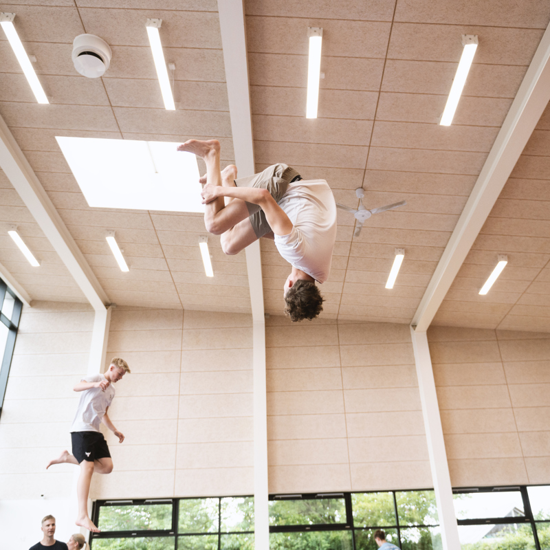 Gymnastik linje på Gudenaadalens efterskole. Fokus på Sundhed, motion og fællesskab. 